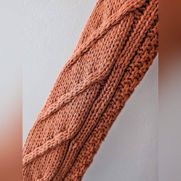 Jackson Rowe Pluto Cable Knit Cardigan - Picture 8 of 9